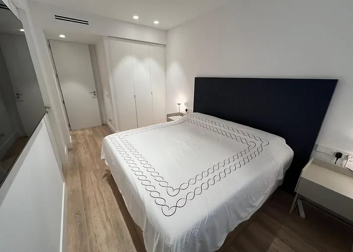 Bright Spacious Luxury Apartmán *