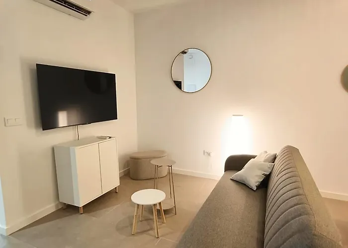 Daire New Loft Near The And Downtown Valensiya