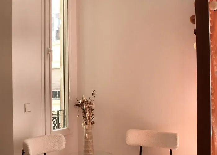 Stylish & Cozy Flat In Heart Of Eixample, *