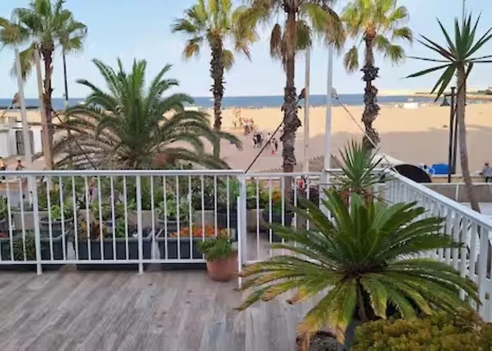 Con Gran Terraza Frente Al Mar Playa Apartman Valencia