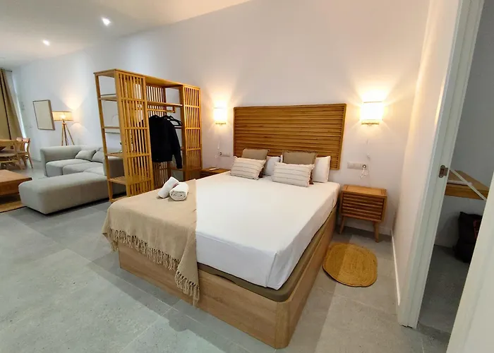 Travel Habitat Jesus-patraix Familiar Valence