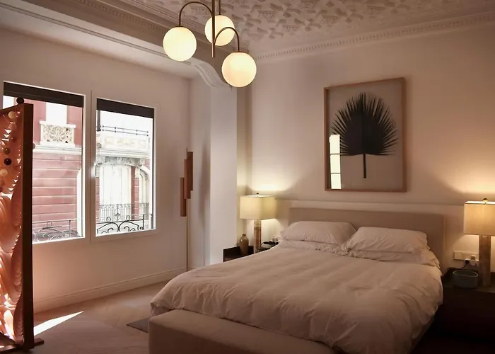 Stylish & Cozy Flat In Heart Of Eixample, *