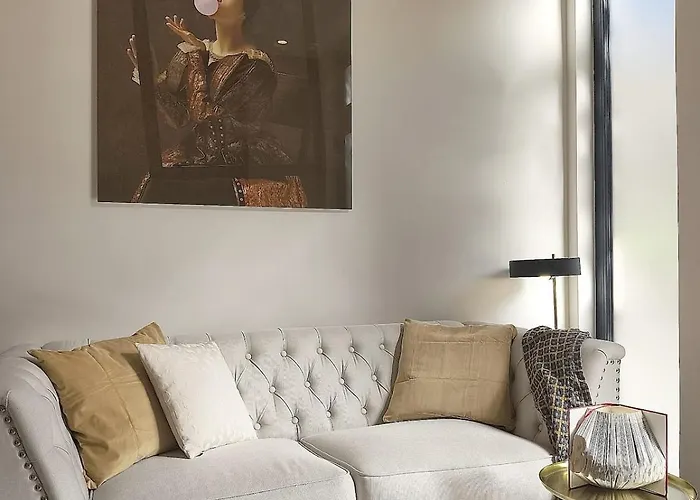 Loft - B4 Smart Access & Urban Calm Apartment