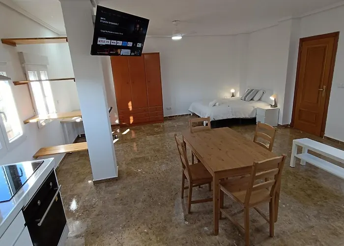 Magnifico Y Moderno Estudio Bien Ubicado * Valencia