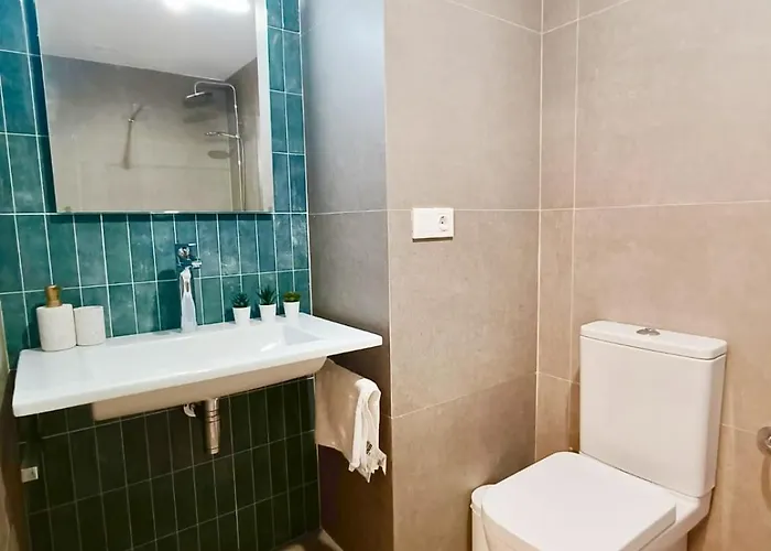 New Loft Near The And Downtown Daire Valensiya