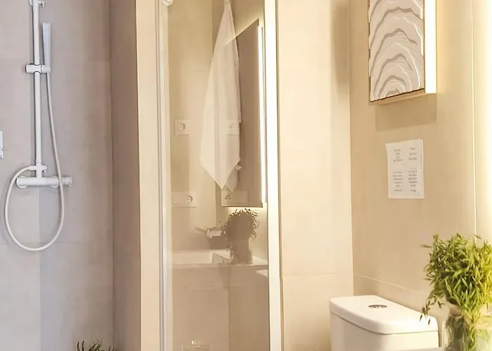 Apartmán Loft - B4 Smart Access & Urban Calm