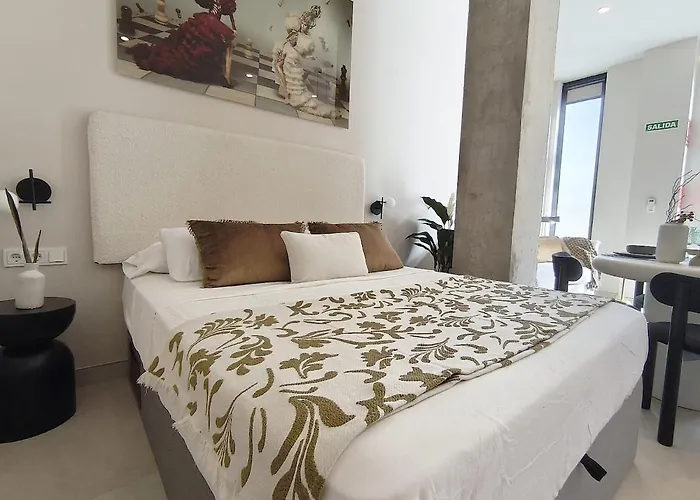 Loft - B 1-6 Smart Access & Urban Calm Apartment *