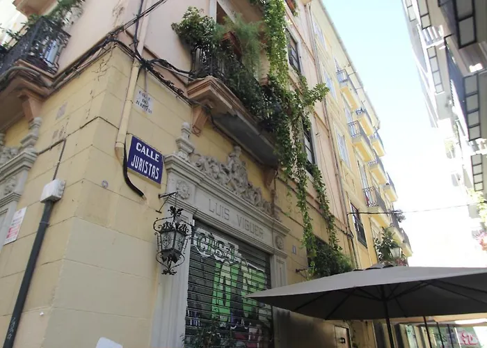 Ross - Flat With The Amenities Apartament