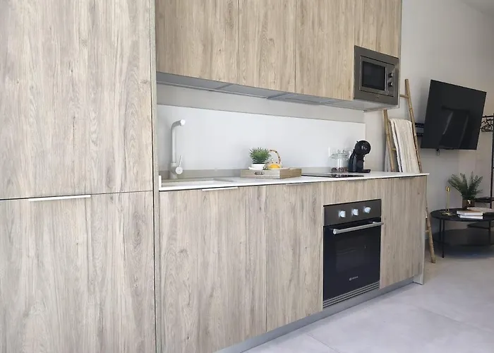 Loft - B 1-6 Smart Access & Urban Calm