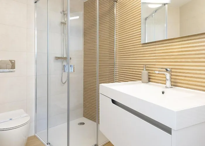 Daire Apartup Port Marina Azura Valensiya