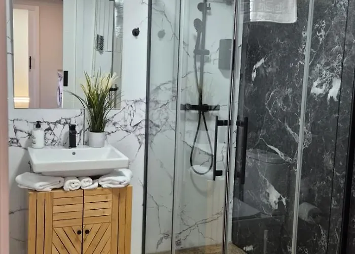 Impresionante Apartamento Industrial Fallas Wifi Gratis Hasta 4 * Valencia