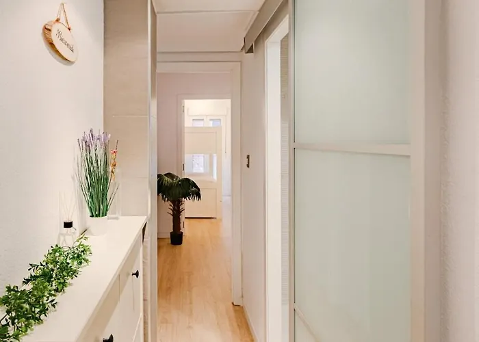 Daire The Cabanal House - 10 Min To Ocean, Fastwifi, Ac, Coffee Valensiya