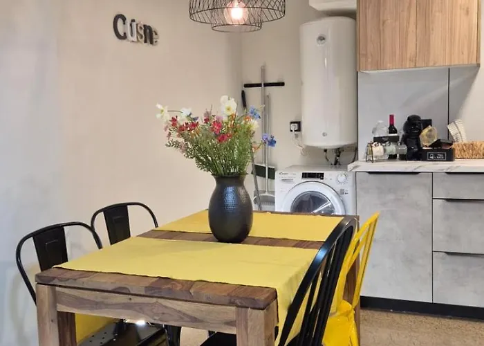 Excepcional Amplio Apartamento Industrial Fallas Hasta 6, Wifi Gratis Cuna * Valencia