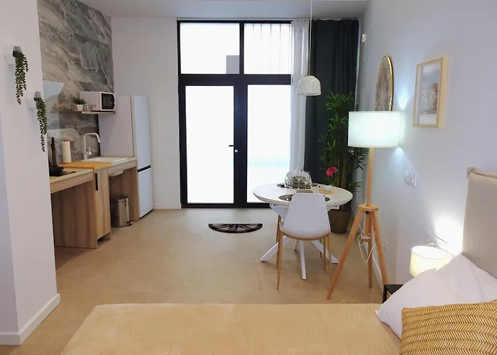 Pn8- Loft N8 Urban Ayora Апартаменты