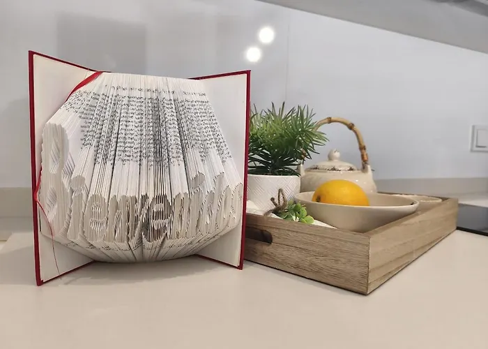 Loft - B4 Smart Access & Urban Calm *