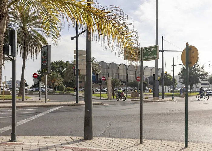 Apartup Port Marina Azura