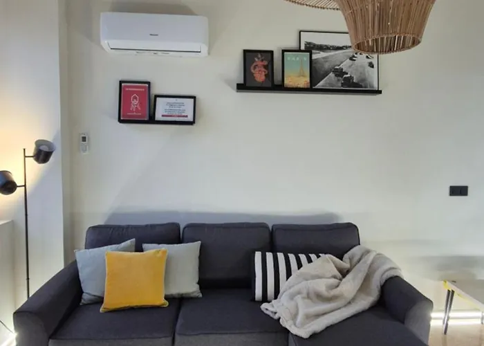 Excepcional Amplio Apartamento Industrial Fallas Hasta 6, Wifi Gratis Cuna Apartment *