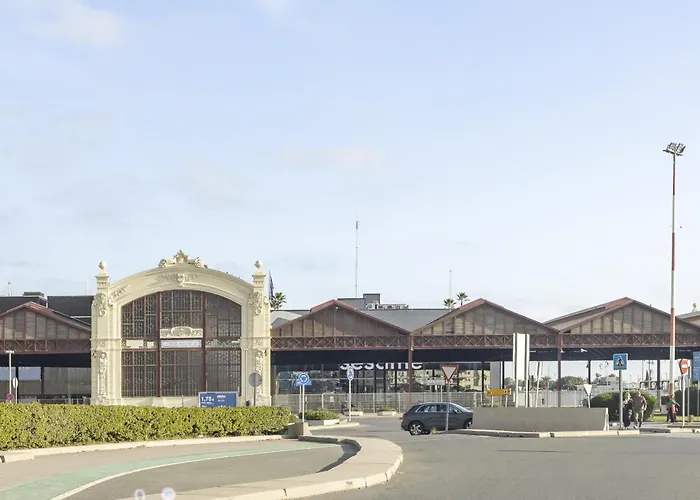 Apartup Port Marina Azura