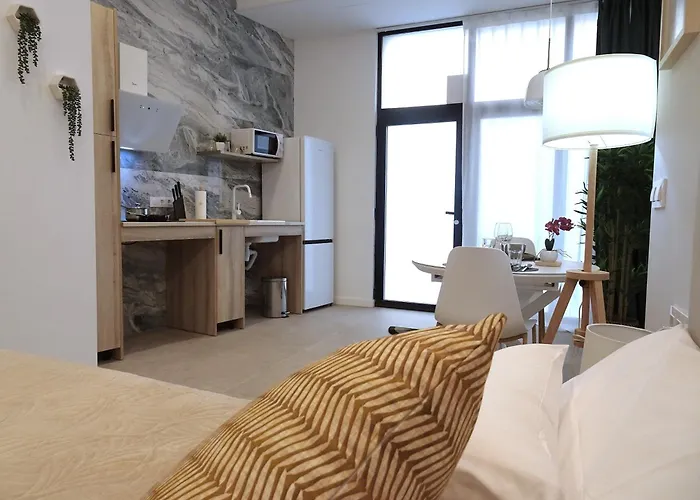 Pn8- Loft N8 Urban Ayora *