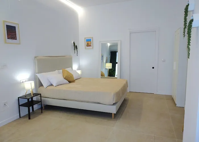 Pn8- Loft N8 Urban Ayora Apartman