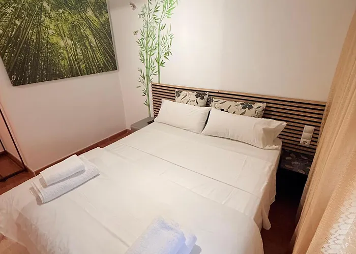 Daire Con Cocina Y Bano Privado De Temporada Vacaciones Largas Long Desde 11 Noches Valensiya