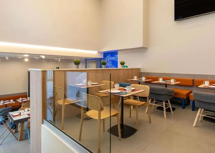 فندق Ibis Budget Centro Puerto *