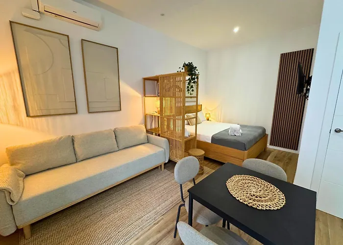 Travel Habitat Loft Sea & Port