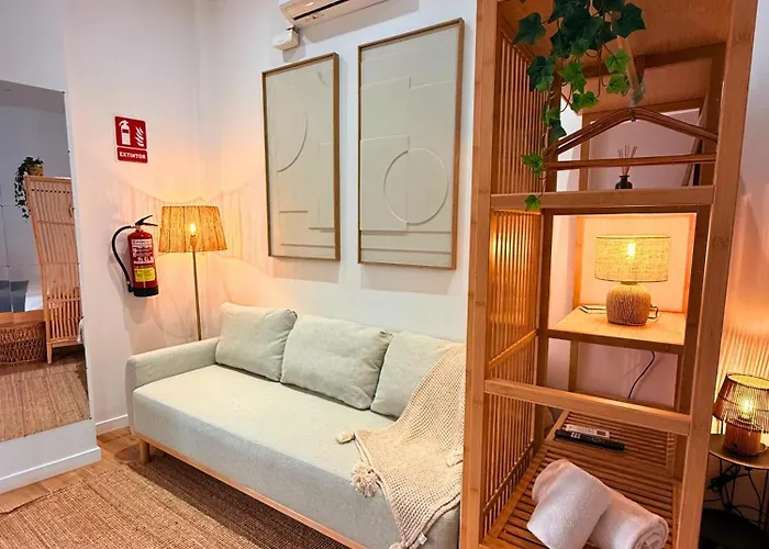 Travel Habitat Loft Sea & Port