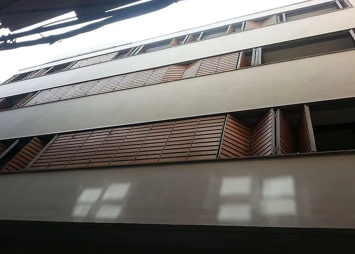 Living - Merced Valencia