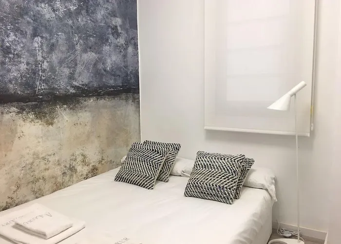 Luxury - Boutique Center * Valenza