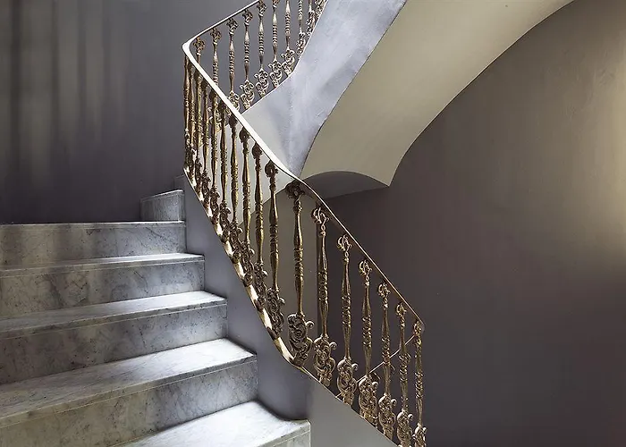 Pensión Cosy Embajador Valencia