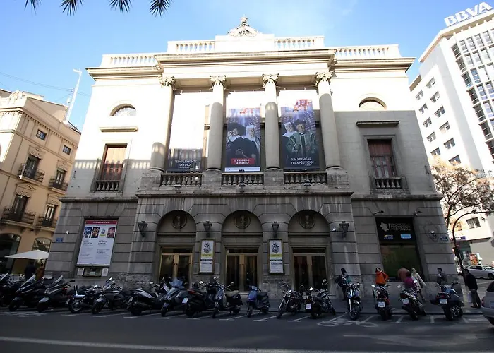 Travel Habitat Ayuntamiento *