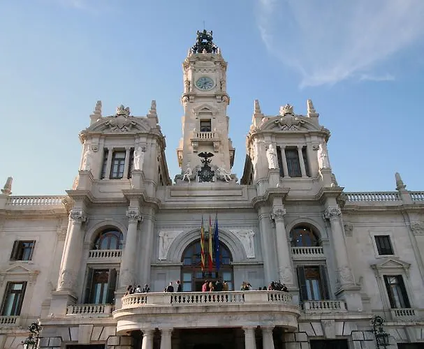 Travel Habitat Ayuntamiento *