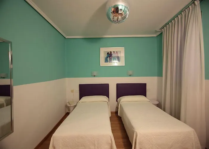 De La Musica Hotel 2*