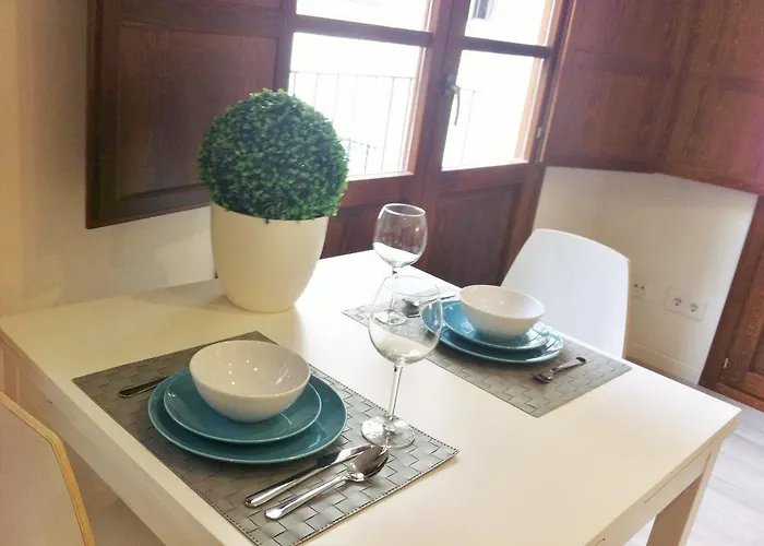 Superb Market * فالنسيا