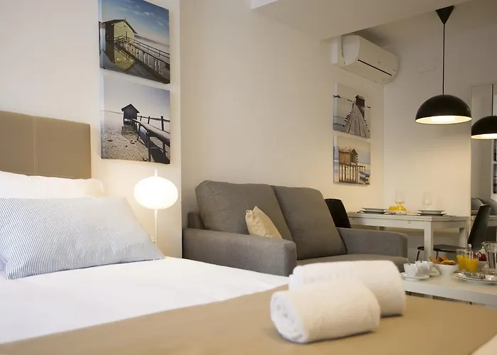 Poeta Llombart * فالنسيا