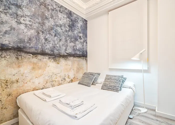 Luxury - Boutique Center Valenza