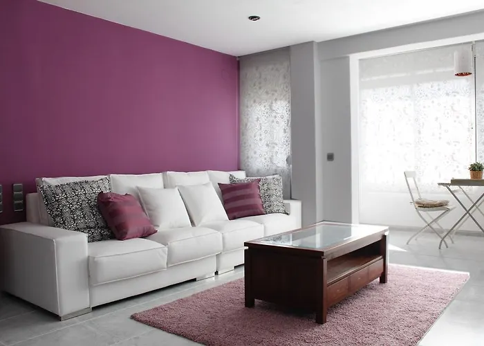 Sweet Caroline Valencia