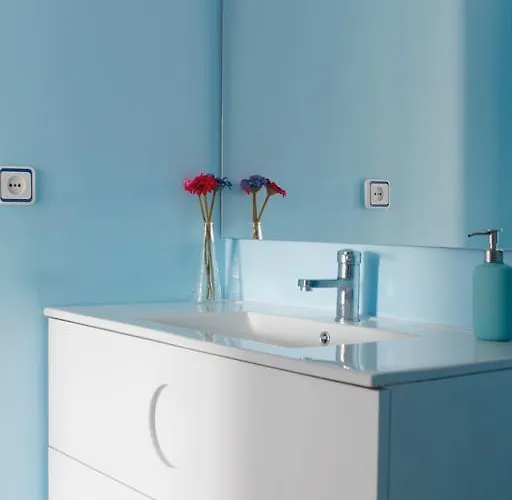 Apartment Sweet Caroline Valencia