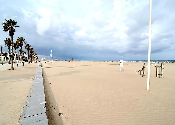 شقة Valencia Beach Apartments