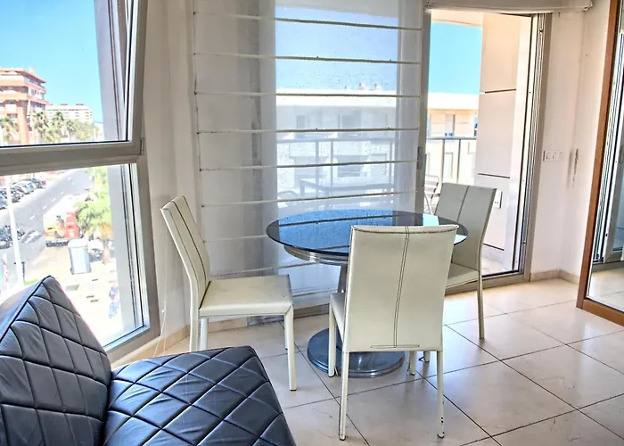 شقة Valencia Beach Apartments *