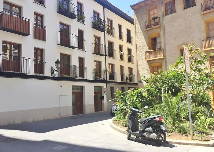 Superb Market فالنسيا