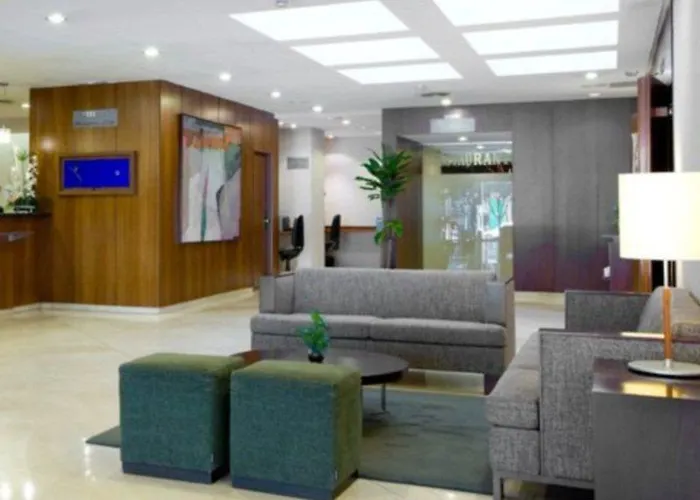 Istay By Nh Ciudad De 3* Valence