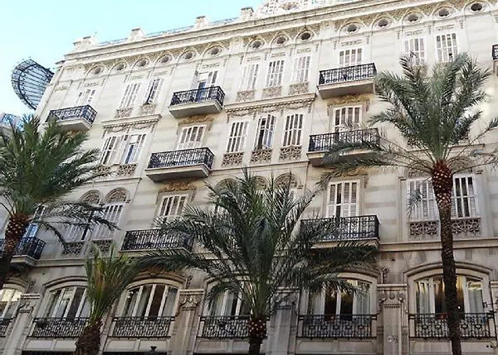 One Shot Reina Victoria ホテル