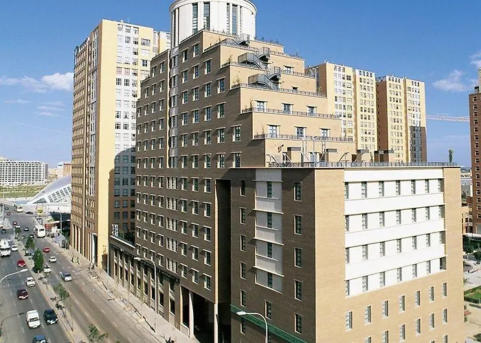 Nh Ciencias Hotel 3*