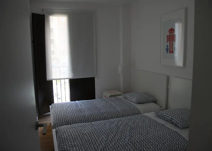 Hiedra Y Tapineria Mercado شقة