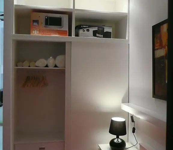 Hiedra Y Tapineria Mercado فالنسيا