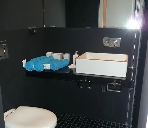 Hiedra Y Tapineria Mercado شقة