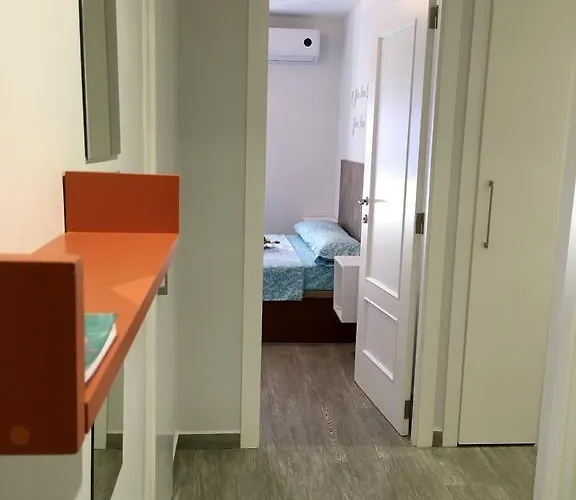 Near Arts & Science * Valencia