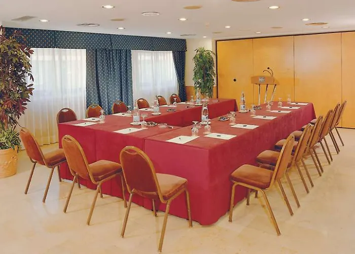 Hotel Istay By Nh Ciudad De 3*